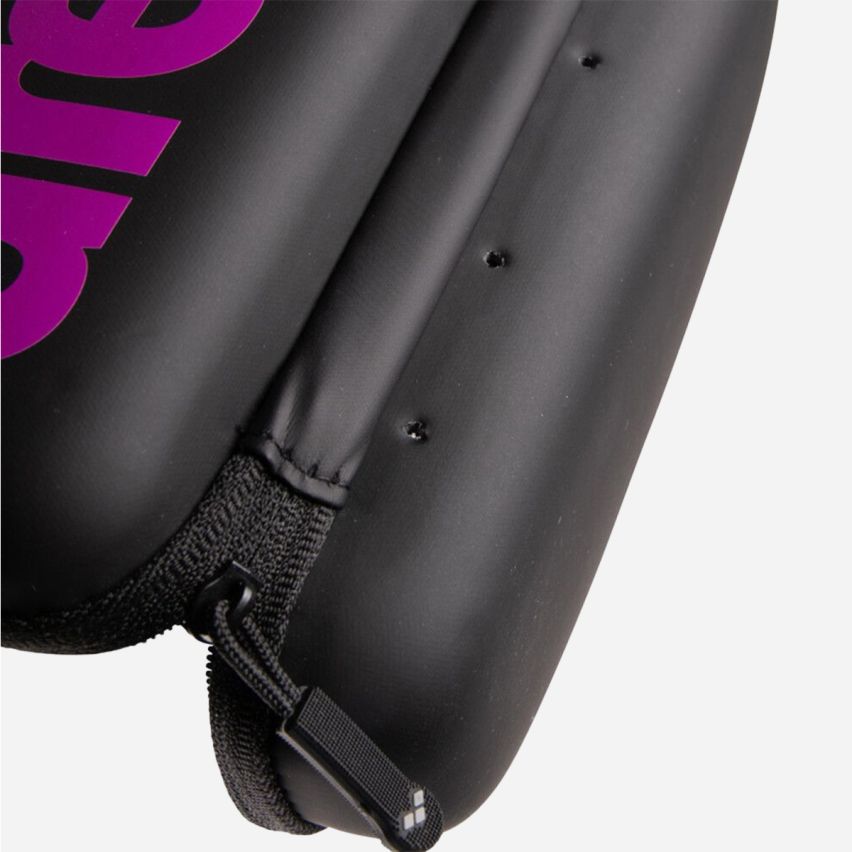 Arena Brillenetui black/purple