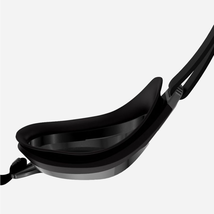 Speedo Schwimmbrille Fastskin Speedsocket 2 black/chrome gespiegelt