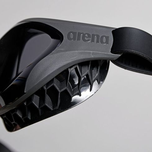 Arena Schwimmbrille Air-Bold Swipe smoke/smoke/black